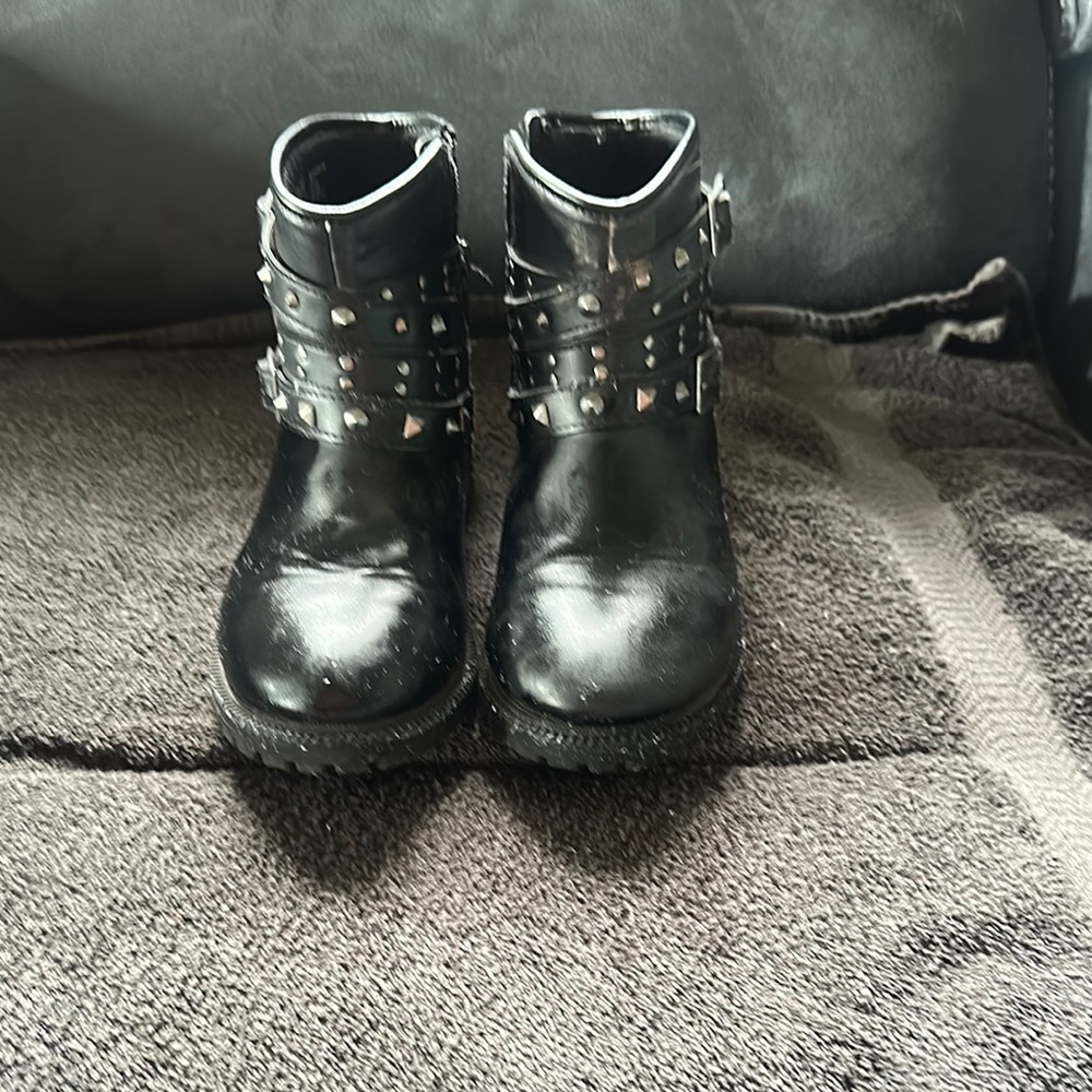 Stylish Black Kids Boots with Studded Straps SIZE 1